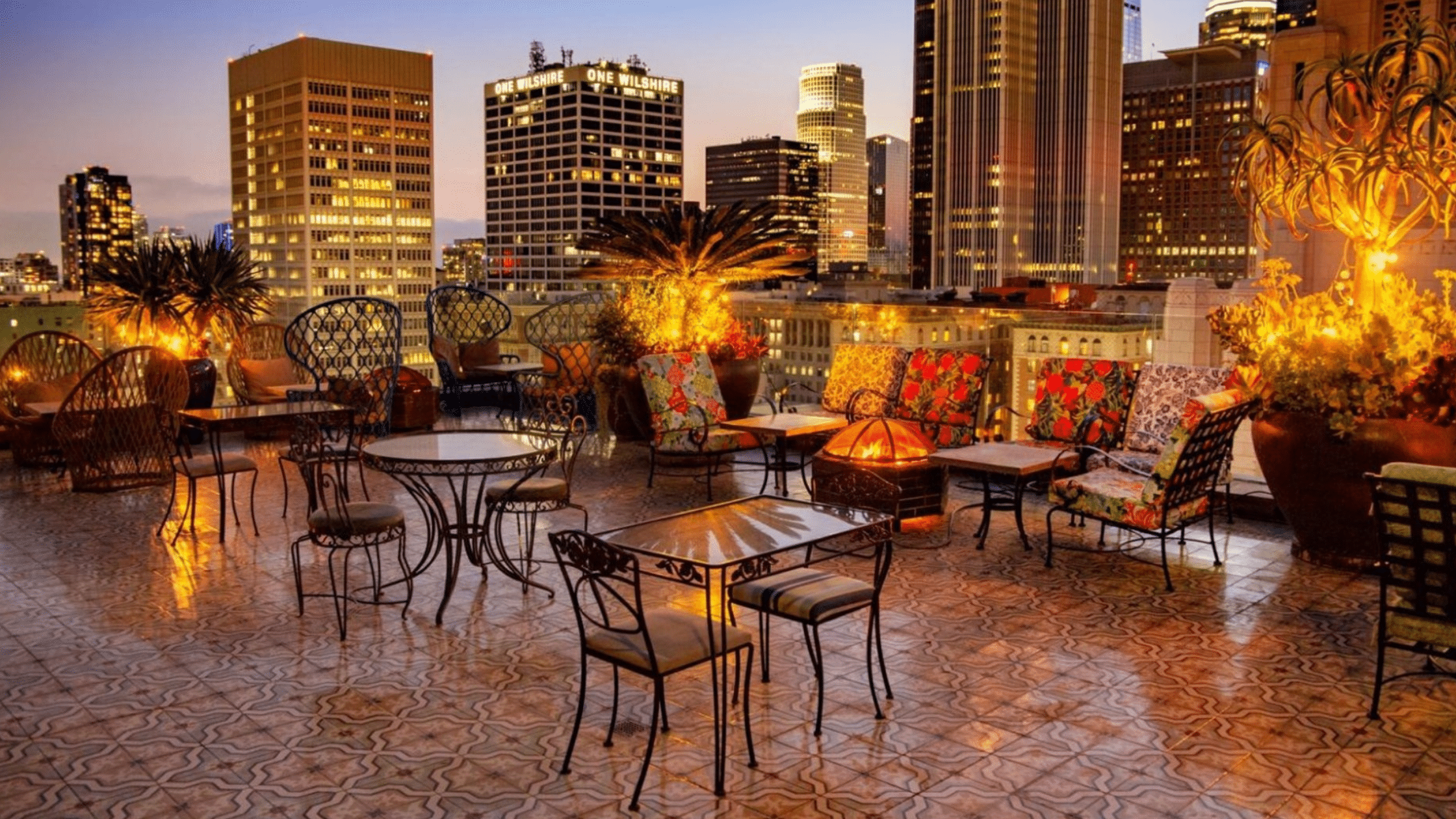 Rooftop Restaurant Los Angeles